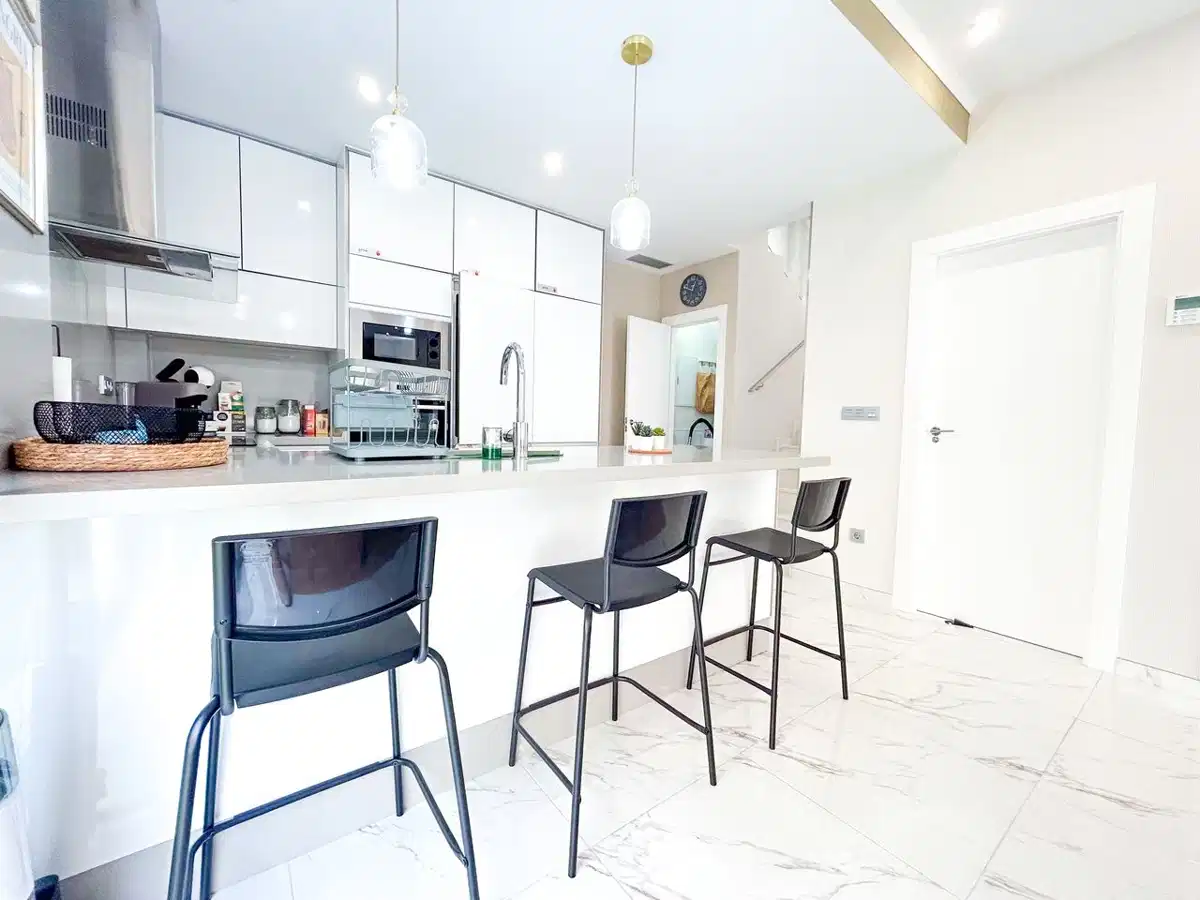3 bedrooms, 3 bathrooms Villa in Villamartin thumb 8