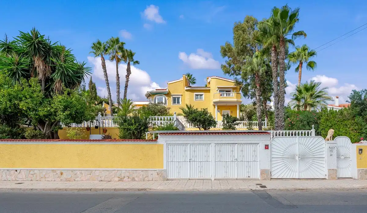 2 bedrooms, 2 bathrooms Villa in Rojales