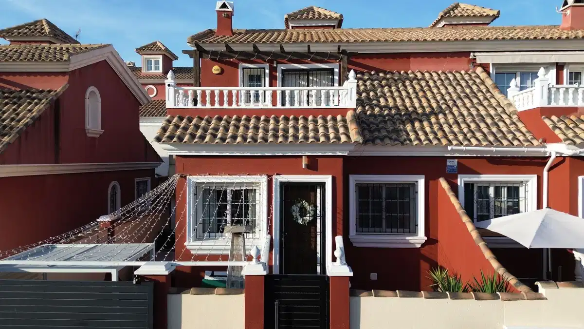 3 bedrooms, 2 bathrooms House in Villamartin