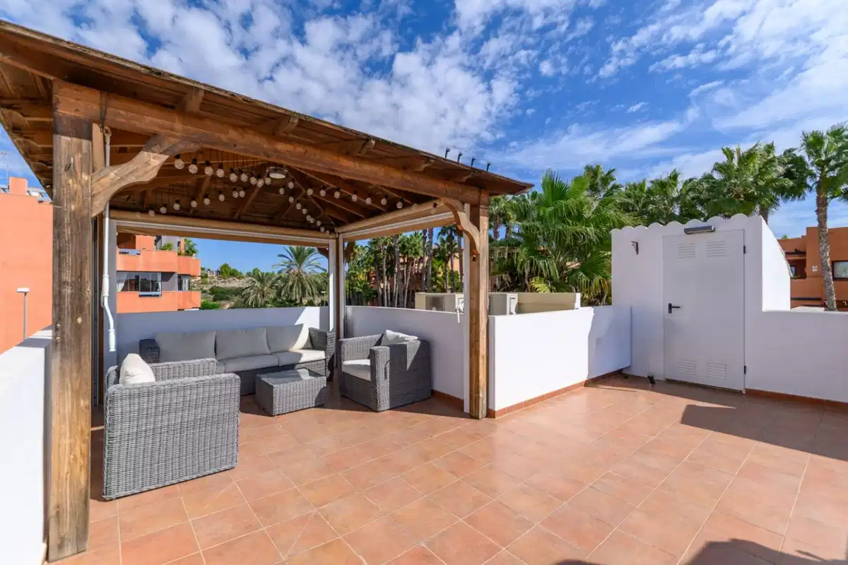 2 bedrooms, 2 bathrooms Apartment in Villamartin