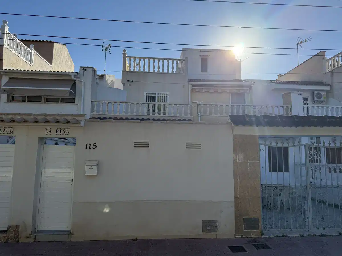 2 bedrooms, 2 bathrooms Townhouse in Torrevieja