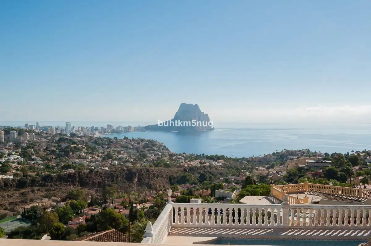 4 bedrooms, 4 bathrooms Villa in Calpe