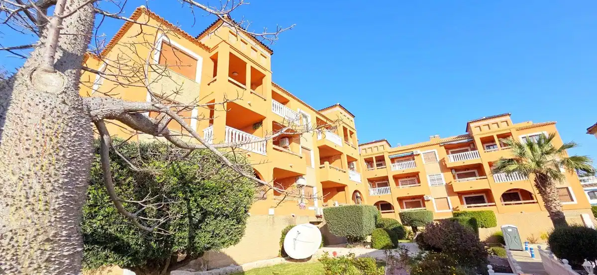 2 bedrooms, 2 bathrooms Apartment in Orihuela Costa