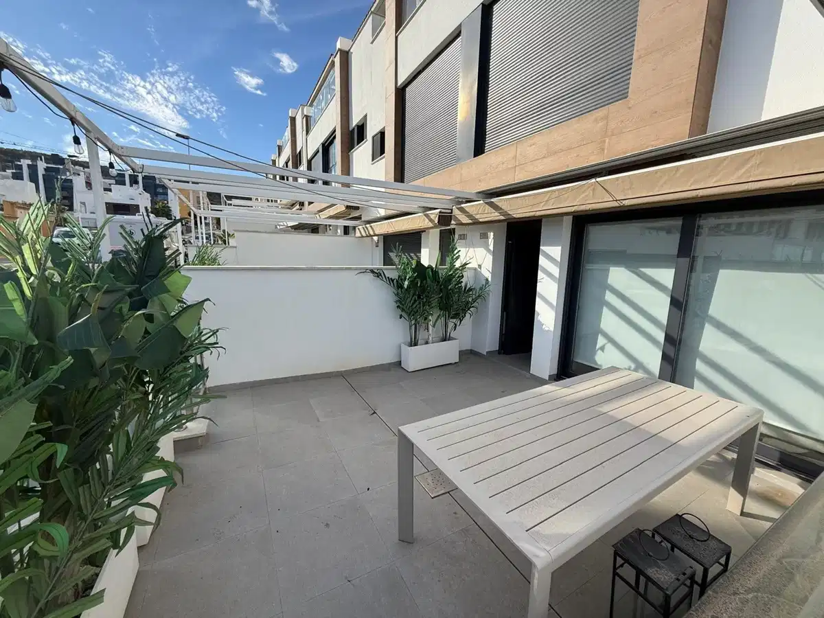 3 bedrooms, 2 bathrooms Townhouse in Guardamar del Segura