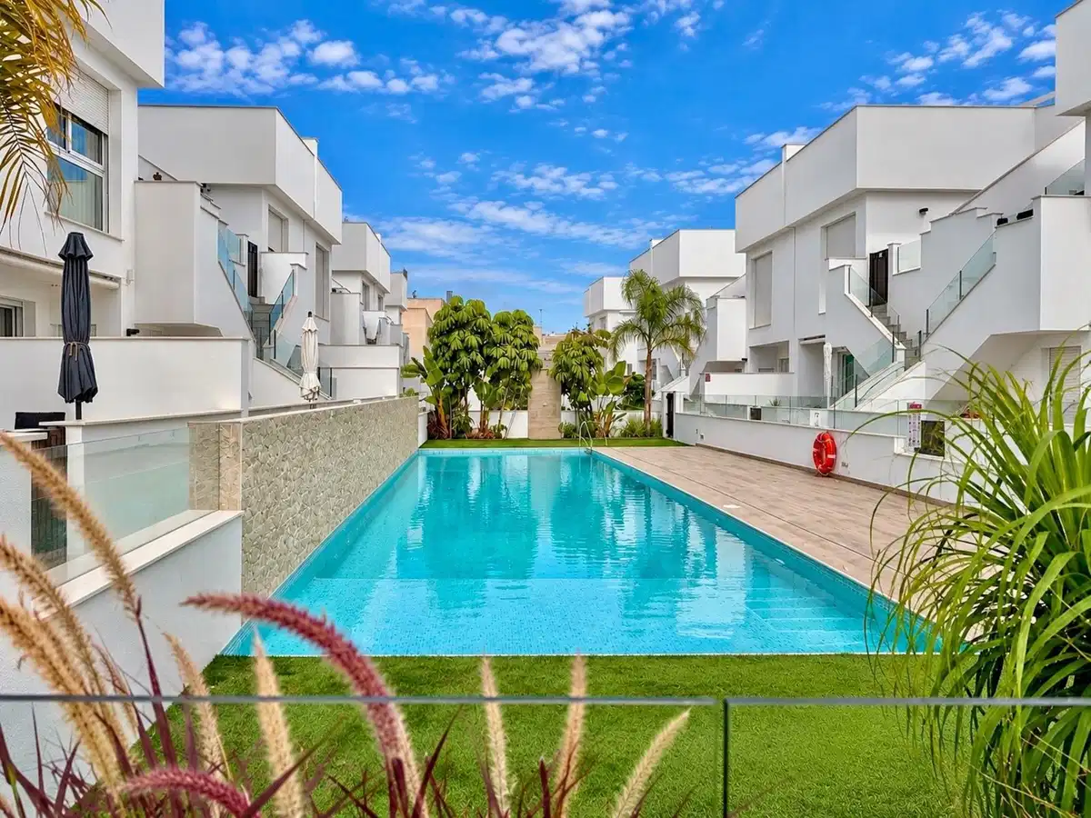3 bedrooms, 2 bathrooms Penthouse in Pilar de la Horadada