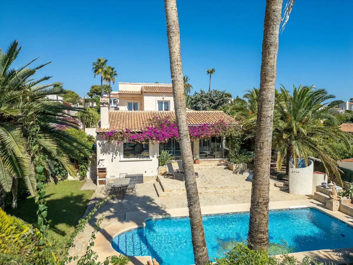 4 bedrooms, 3 bathrooms Villa in Calpe