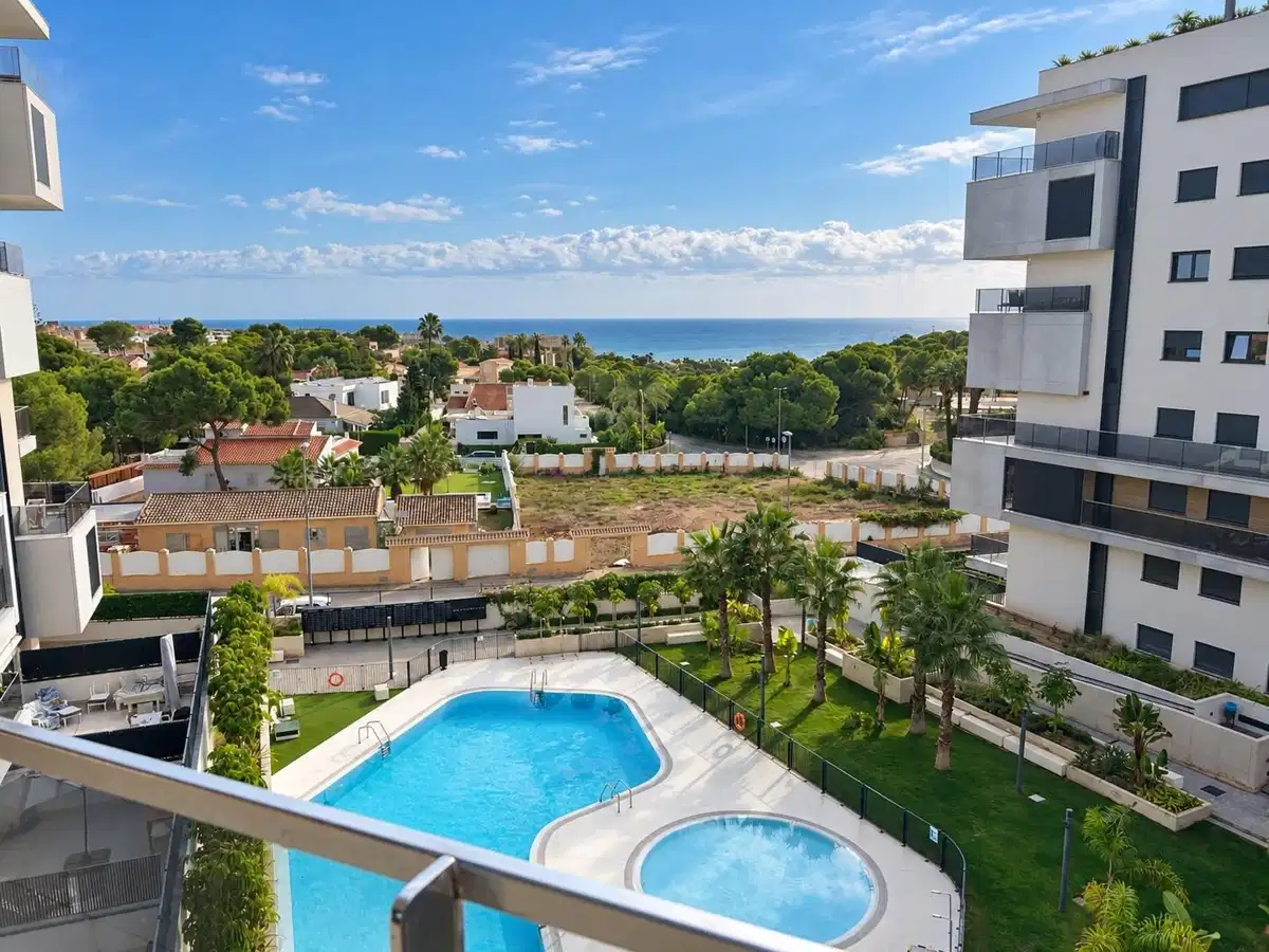 2 bedrooms, 2 bathrooms Apartment in Orihuela Costa