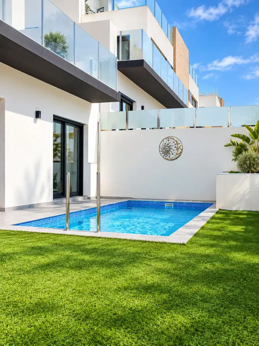 2 bedrooms, 2 bathrooms House in Villamartin