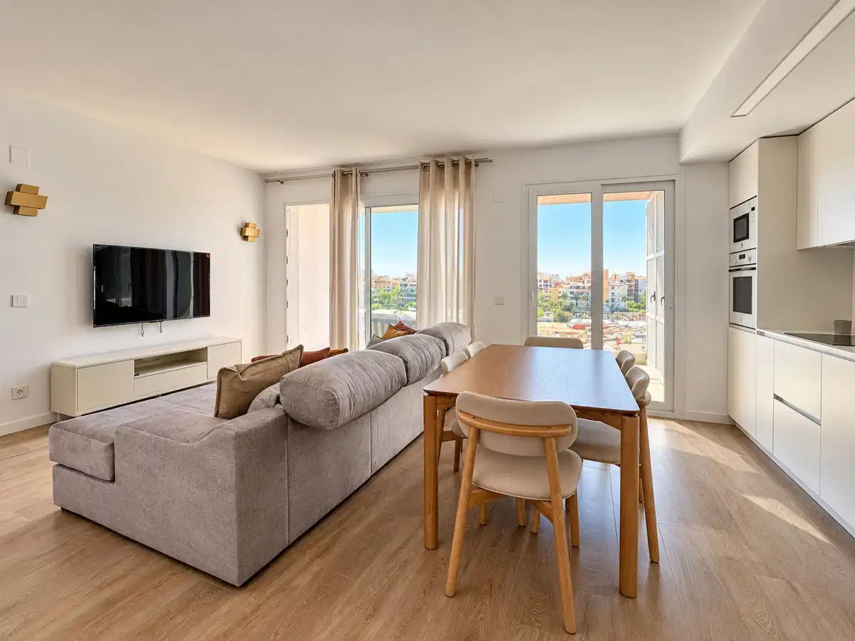 2 bedrooms, 2 bathrooms Apartment in Punta Prima