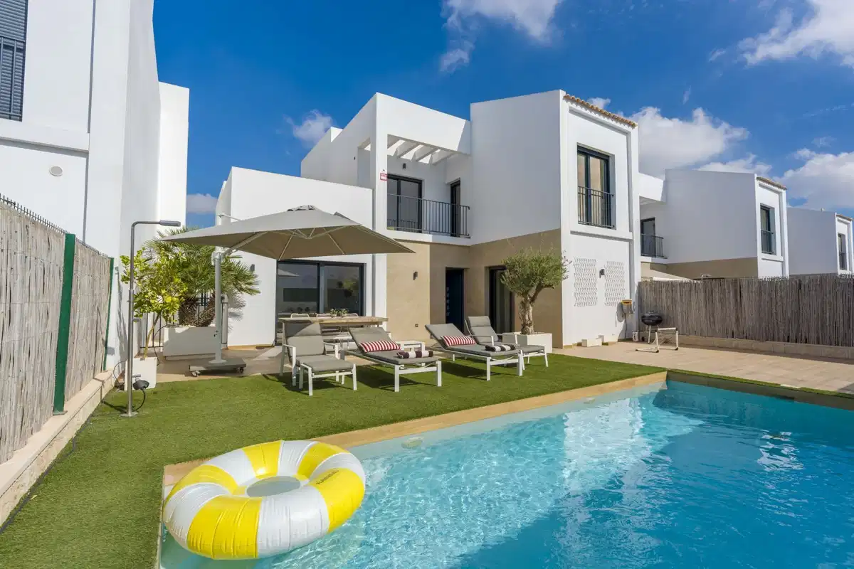 4 bedrooms, 3 bathrooms Villa in Ciudad Quesada