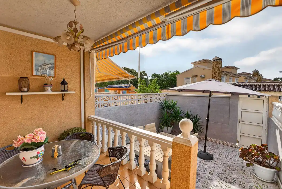 2 bedrooms, 1 bathrooms Townhouse in Torrevieja