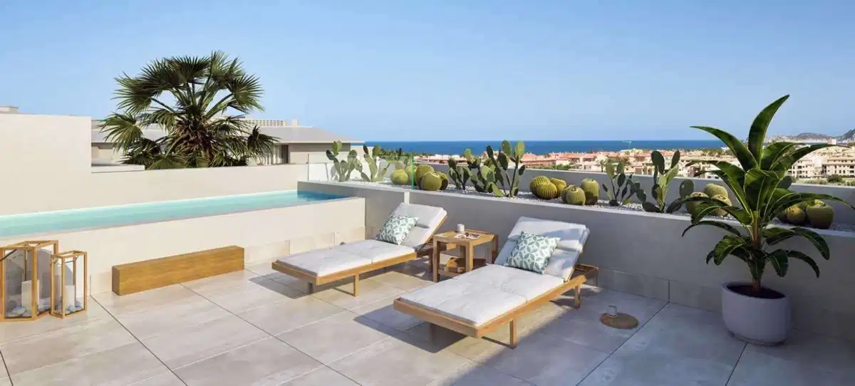 3-Bedroom, 2-Bathroom Penthouse in Javea with Terrace, Garage, and Storage