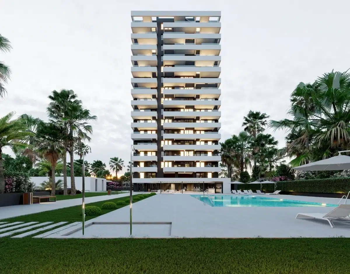 2-Bedroom, 2-Bathroom Penthouse with Rooftop Solarium and Sea View Amenities in Calpe