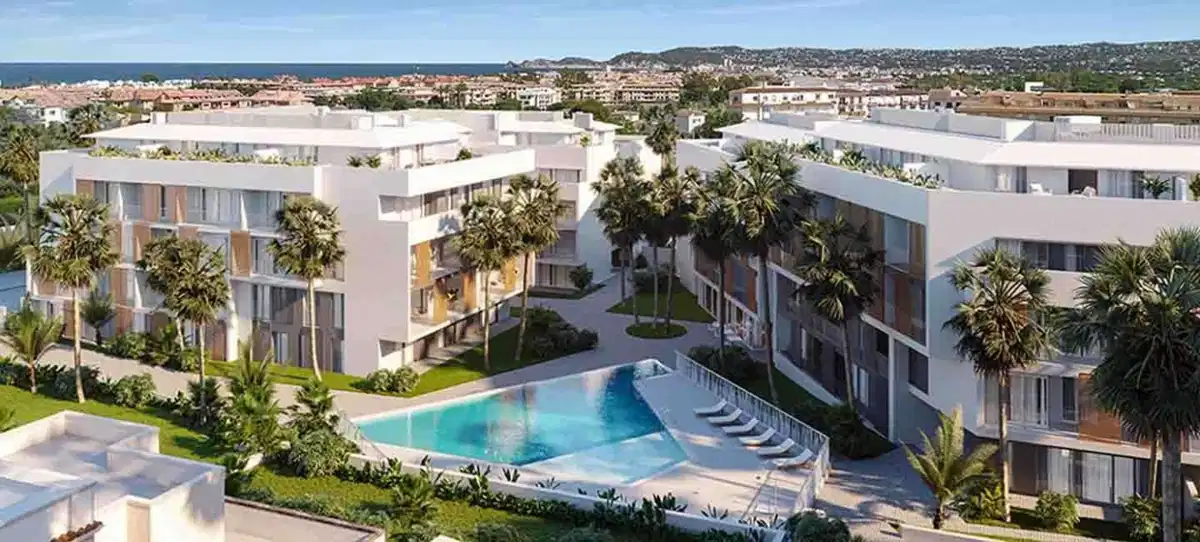 3-Bedroom, 2-Bathroom Ground Floor Apartment in Javea with Terrace, Garage, and Storage