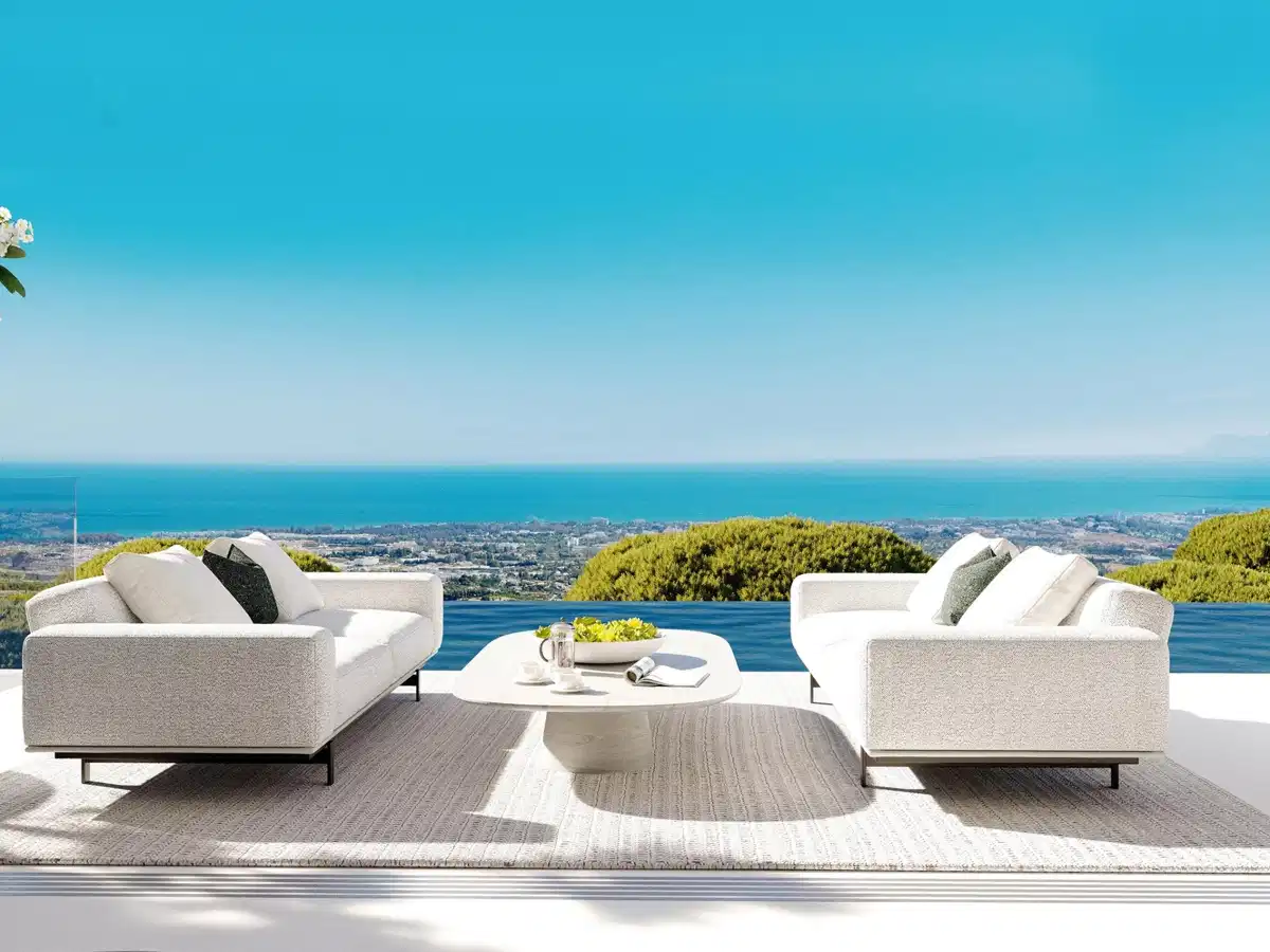 4-Bedroom, 4-Bathroom Villa with Panoramic Sea Views in Real de La Quinta