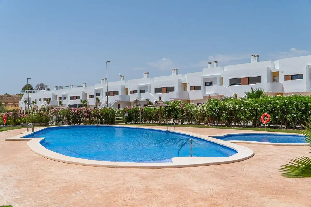 2-Bedroom, 2-Bathroom Town House with Private Garden and Solarium in Vistabella