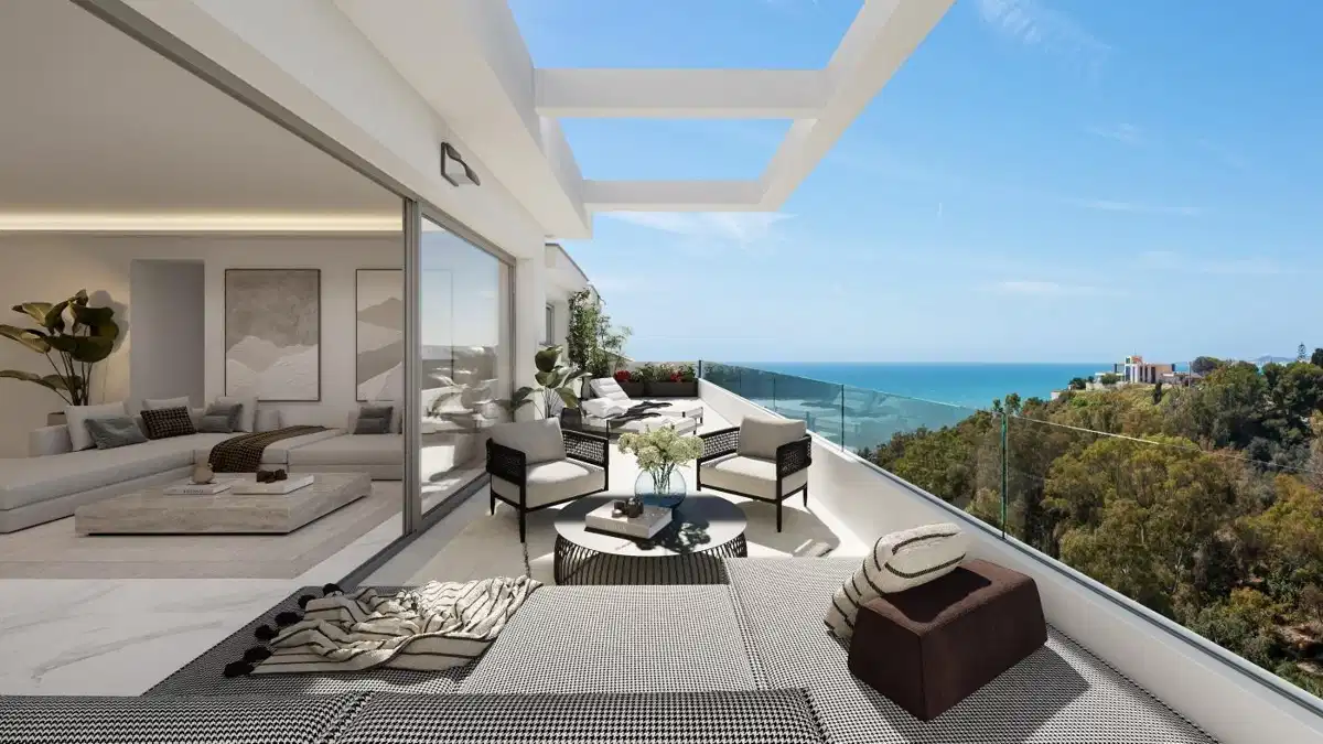 3-Bedroom, 2-Bathroom Penthouse with Sea Views and Exceptional Amenities in Torrequebrada, Benalmádena