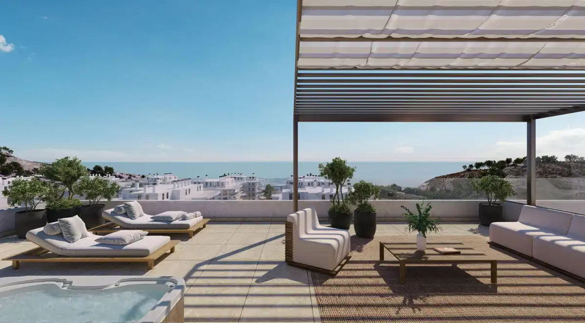 3-Bedroom, 2-Bathroom Penthouse with Private Solarium in Villajoyosa