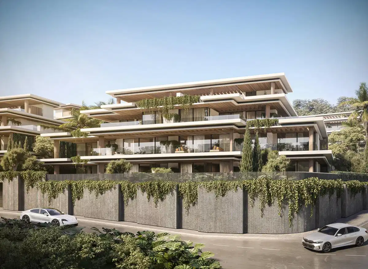 3-Bedroom, 3-Bathroom Penthouse with Sea Views and Premium Amenities in the New Golden Mile