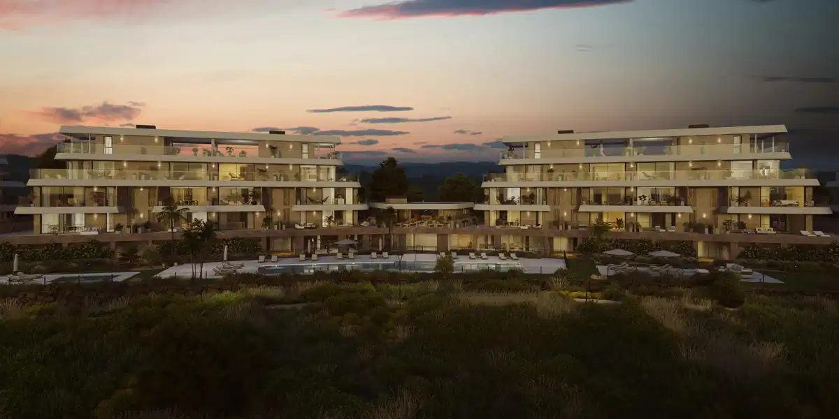 3-Bedroom, 3-Bathroom Apartment in Buenas Noches, Estepona – Modern Complex with Premium Amenities