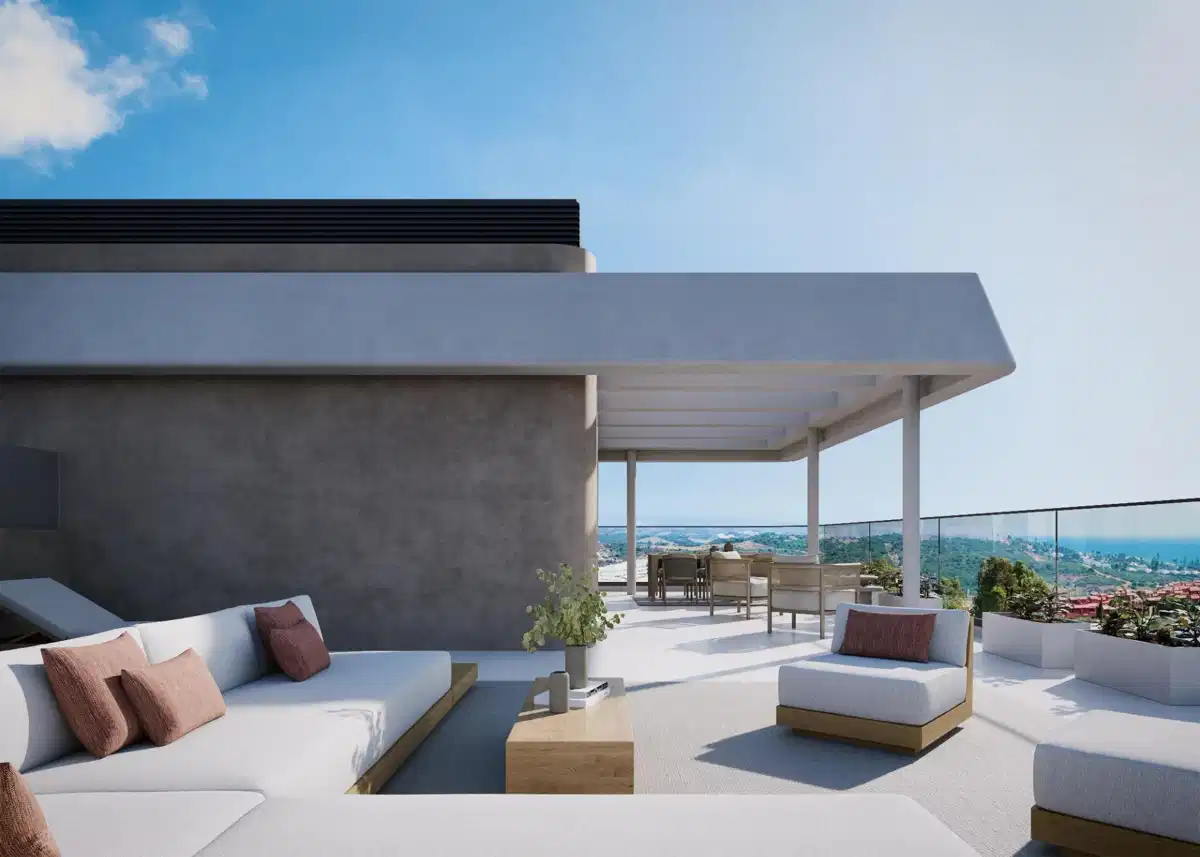 3-Bedroom, 2-Bathroom Penthouse with Sea and Mountain Views near Estepona