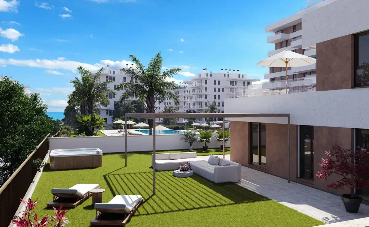 3-Bedroom, 2-Bathroom Ground Floor Apartment in Villajoyosa, 450m from the Sea