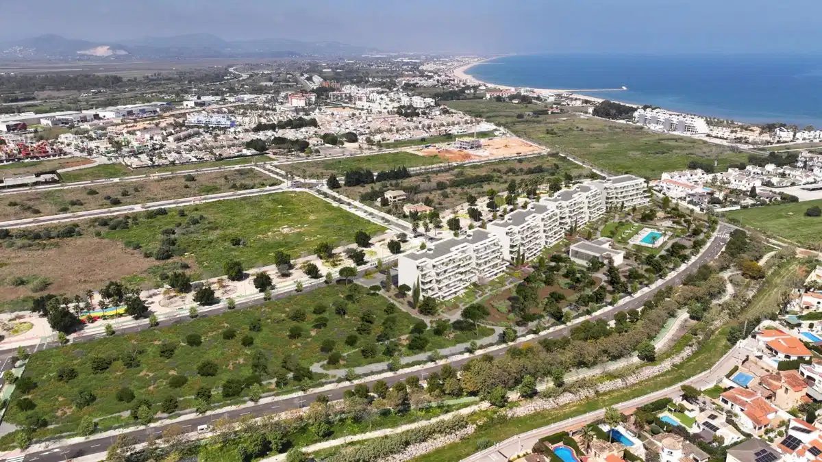 3-Bedroom, 2-Bathroom Modern Apartments with Large Terraces in El Verger, 500m from the Beach