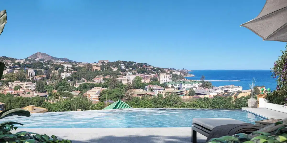 3-Bedroom, 4-Bathroom Modern Luxury Apartment in Historic El Limonar, Malaga