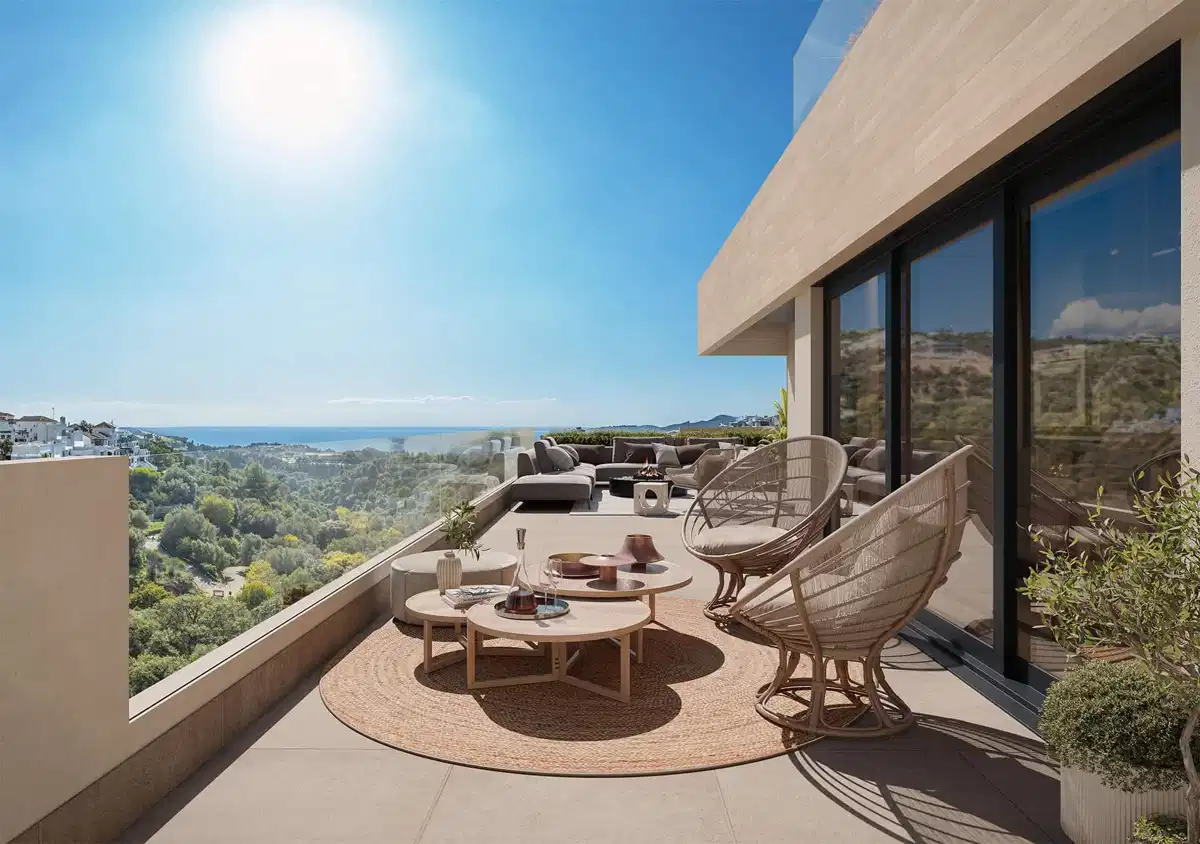 3-Bedroom, 3-Bathroom Penthouse with Panoramic Mediterranean Views in Marbella