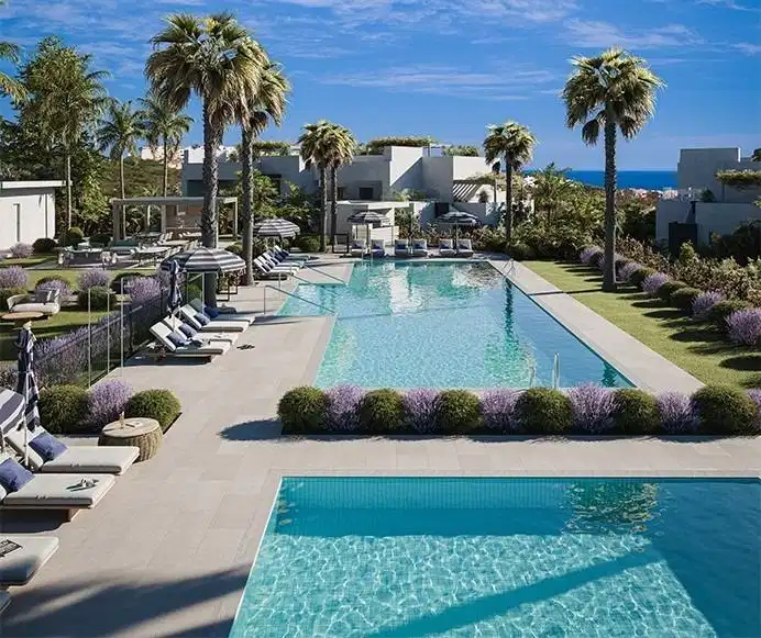 2-Bedroom, 2-Bathroom Apartment with Sea Views and Premium Amenities in Doña Julia Golf, Casares Costa