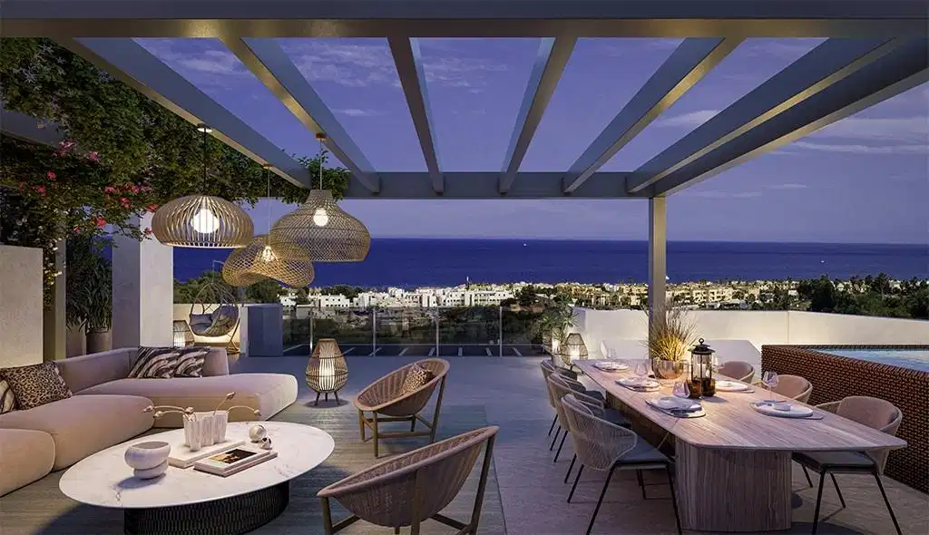 3-Bedroom, 2-Bathroom Penthouse with Sea Views and Premium Amenities in Doña Julia Golf, Casares Costa
