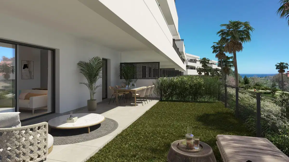 2-Bedroom, 2-Bathroom Ground Floor Apartment with Spa, Gym, and Sea Views in Estepona