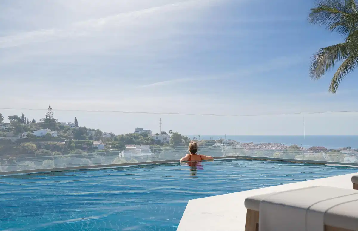 2-Bedroom, 2-Bathroom Penthouse with Panoramic Sea Views in Torreblanca del Sol, Fuengirola