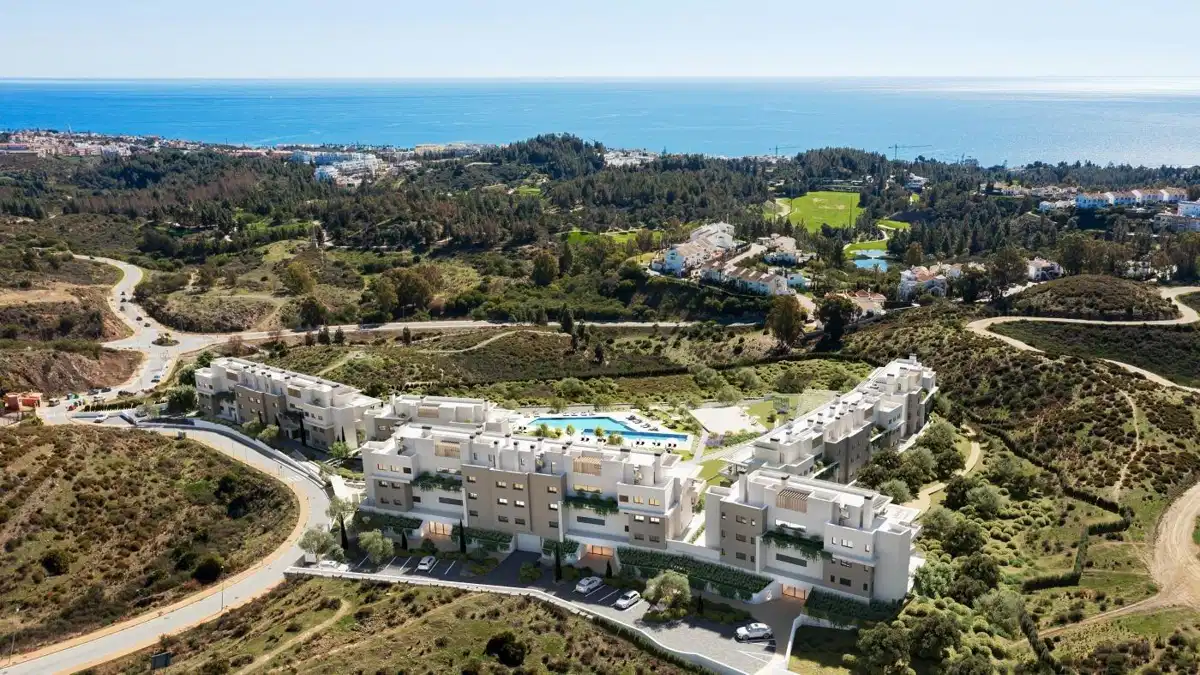 2-Bedroom, 2-Bathroom Sea View Ground Floor Apartment in Mijas with Modern Amenities