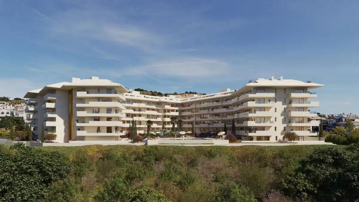 2-Bedroom, 2-Bathroom Apartment in Los Pacos, Fuengirola – Resort-Style Living