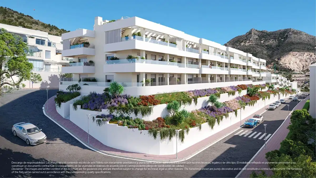 2-Bedroom, 2-Bathroom Ground Floor Apartment with Private Garden in Benalmádena Pueblo