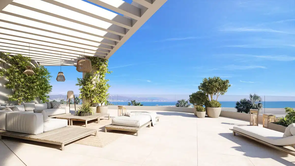 4-Bedroom, 3-Bathroom Penthouse with Panoramic Sea Views in Málaga's La Térmica