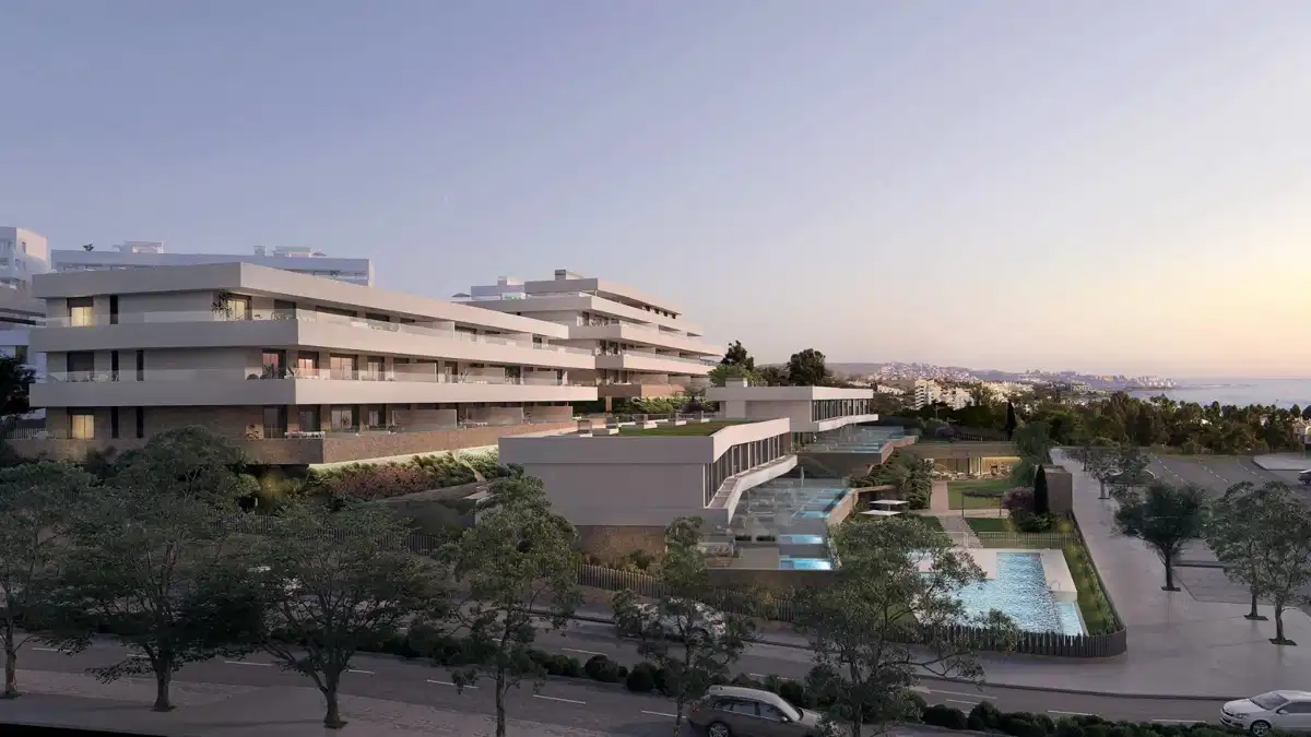 4-Bedroom, 3-Bathroom Apartment with Sea Views and Large Terrace in Estepona