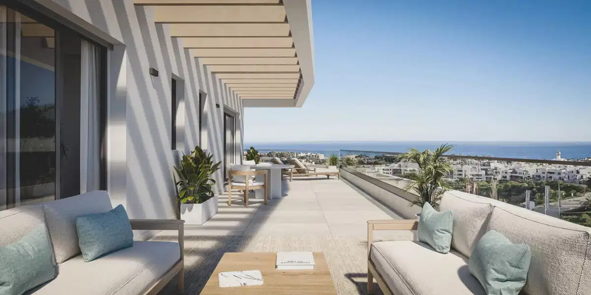 3-Bedroom, 2-Bathroom Penthouse with Panoramic Sea and Mountain Views in Selwo, Estepona