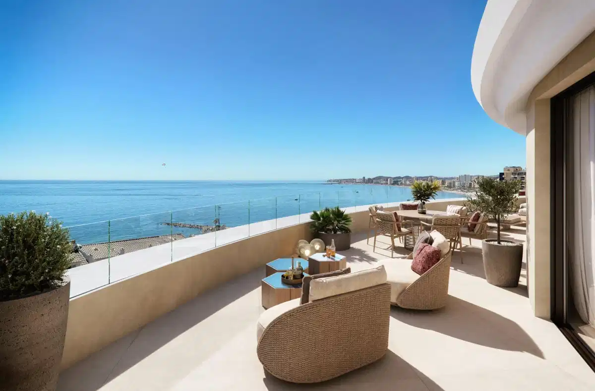 2-Bedroom, 2-Bathroom Luxury Sea View Penthouse 100m from the Beach in Carvajal, Fuengirola