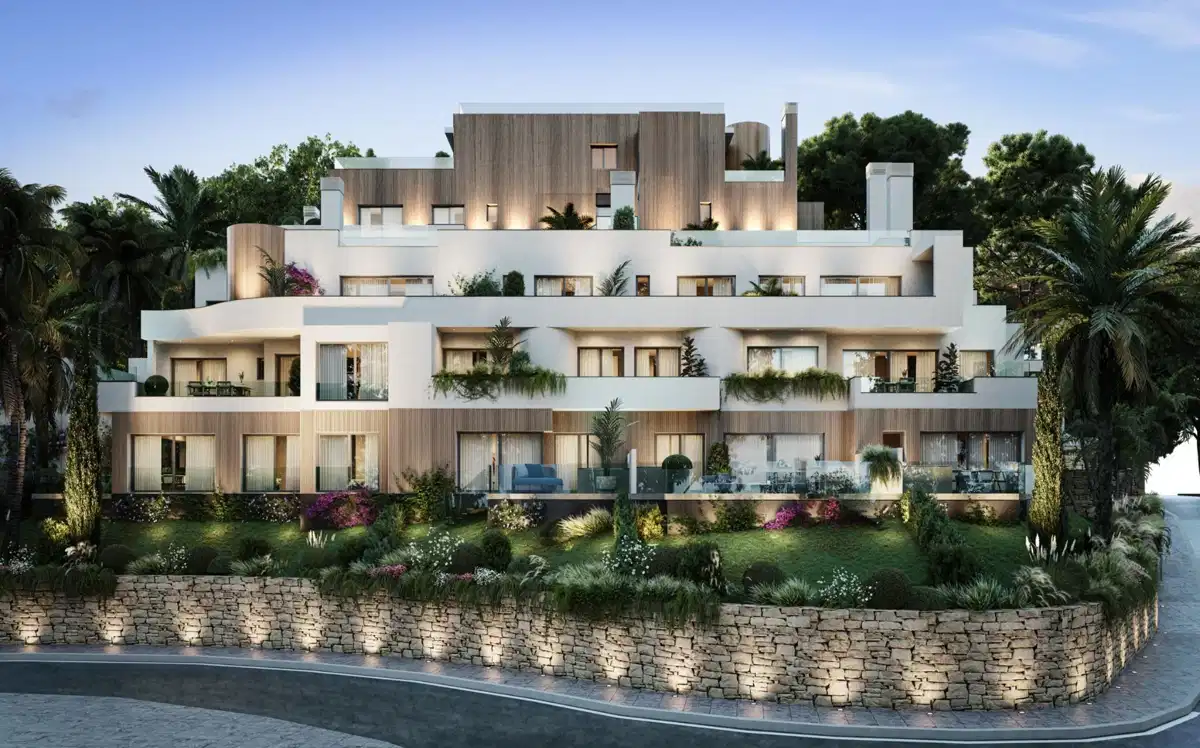 2-Bedroom, 2-Bathroom Luxury Ground Floor Apartment in Rio Real Marbella Near the Beach