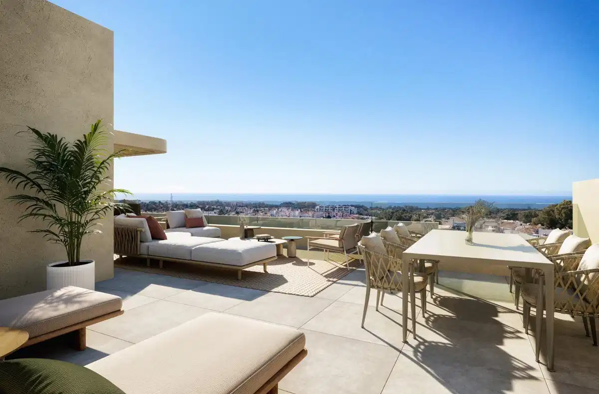 2-Bedroom, 2-Bathroom Penthouse with Expansive Terraces in El Campanario-Estepona