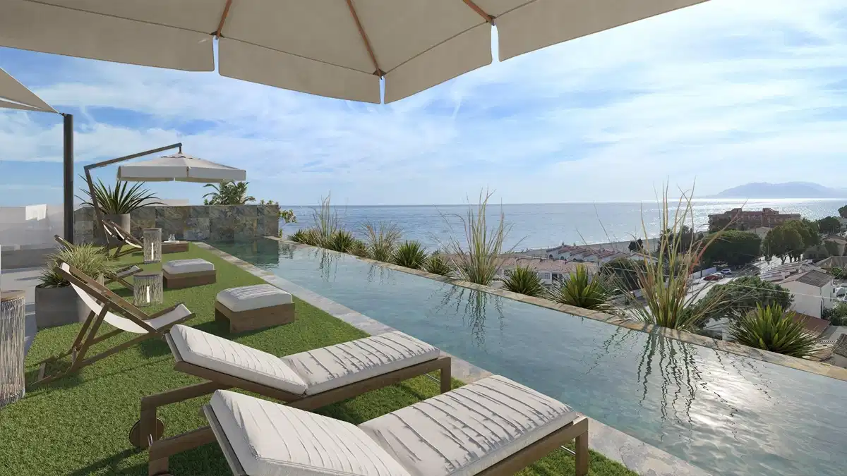 2-Bedroom, 1-Bathroom Ground Floor Apartment Just 100m from the Sea in Rincon de la Victoria