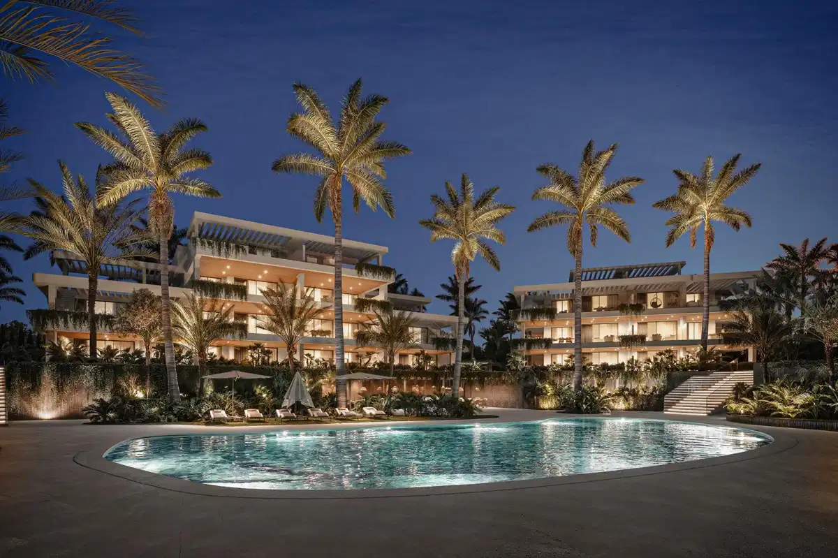 3-Bedroom, 2-Bathroom Luxury Ground Floor Apartment with Resort Amenities in Estepona, 400m from Beach