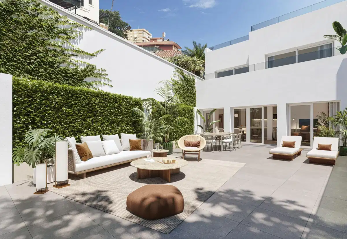 2-Bedroom, 3-Bathroom Ground Floor Apartment with Sea Views in La Malagueta, Malaga