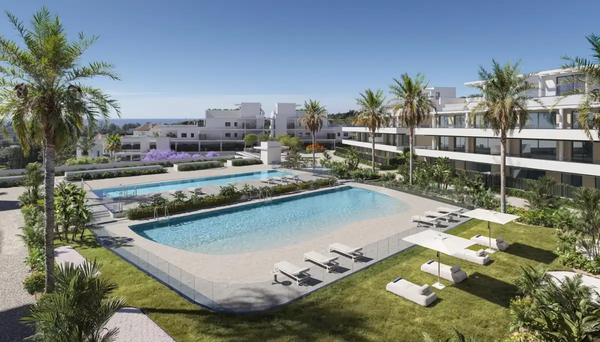 2-Bedroom, 2-Bathroom Apartment with Sea or Mountain Views in Estepona