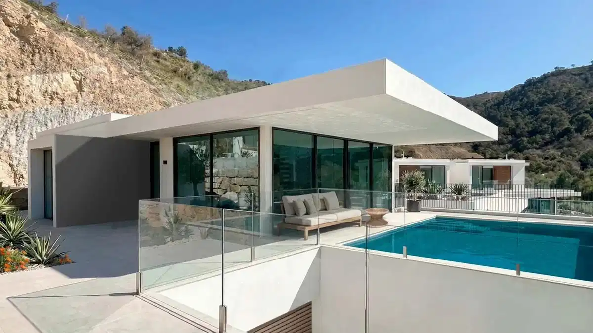3-Bedroom, 2-Bathroom Luxury Villas with Private Pool in Rincon de Loix, Benidorm