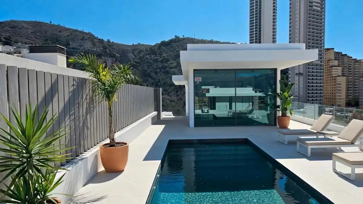 3-Bedroom, 3-Bathroom Luxury Villas with Private Pool and Smart Home Technology in Rincon de Loix, Benidorm