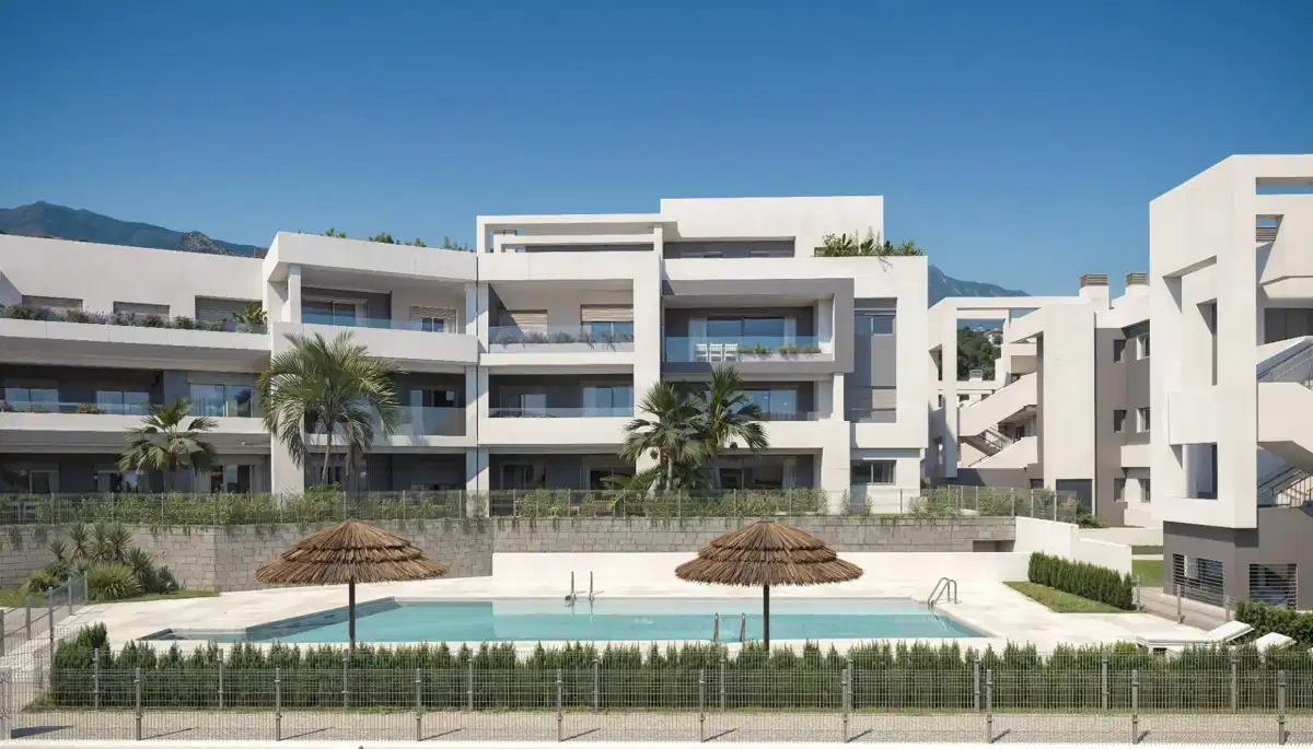 3-Bedroom, 2-Bathroom Penthouse with Spa, Pools, and Sea Views in Selwo, Estepona